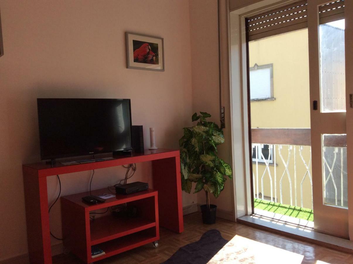 Downtown Sunny Apartment Porto Kültér fotó